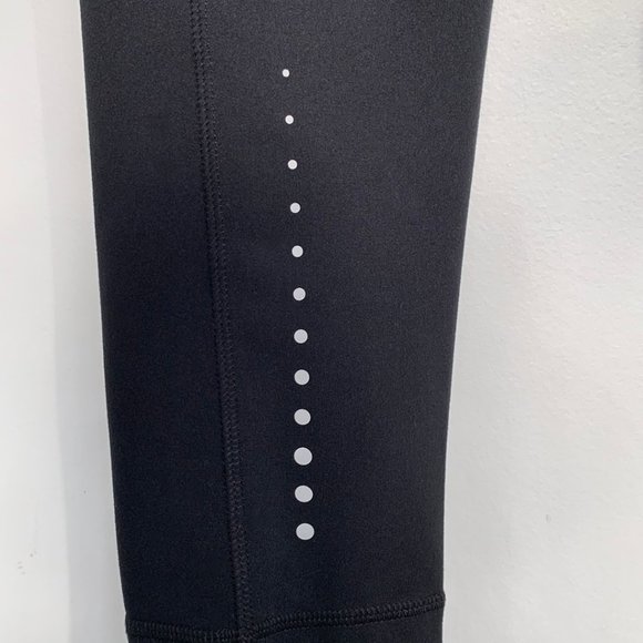 Danskin Cropped Leggings Black Medium with pockets - Picture 4 of 9